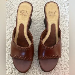 Joan & David wedges
